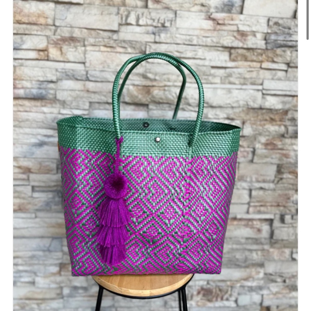 XL Beach Bag, Recycled Plastic Tote,‎ Travel Bag, Pool Tote, Tennis Bag, Gym bag